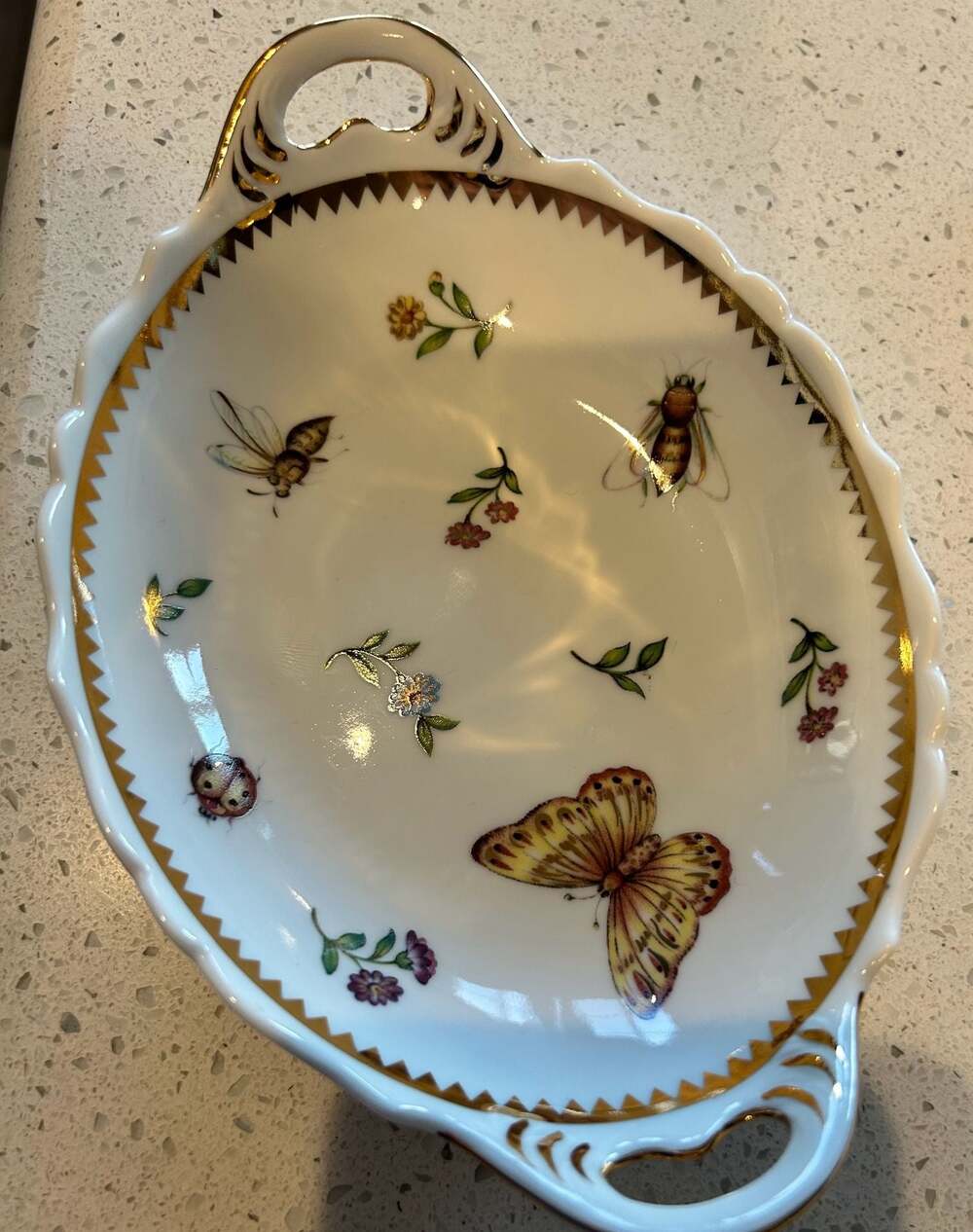 I. Godinger & Co. Primavera Scalloped Canape Plt Butterflies, Ladybug, Flowers